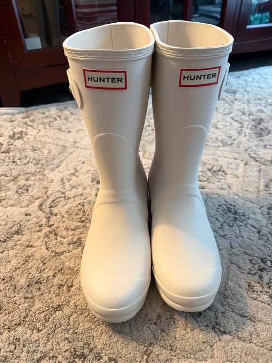 Hunter Shoes - Hunter Ivory Short Waterproof Rain Boots